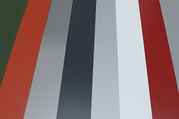 Glattblech in verschiedenen Farben
